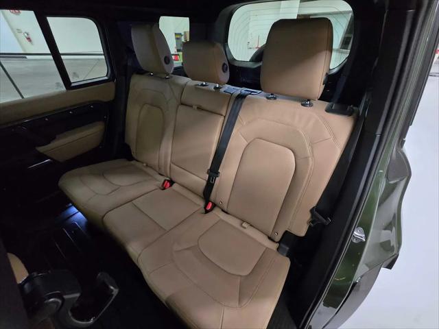 2026 Land Rover Defender P400 X-Dynamic SE