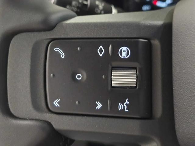 2026 Land Rover Defender P400 X-Dynamic SE