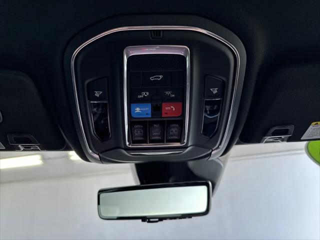 2026 Jeep Grand Cherokee Limited 4x2