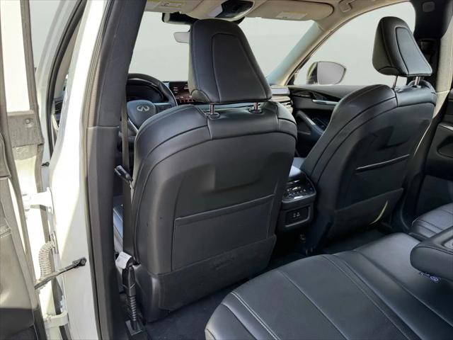 2025 INFINITI QX60 PURE