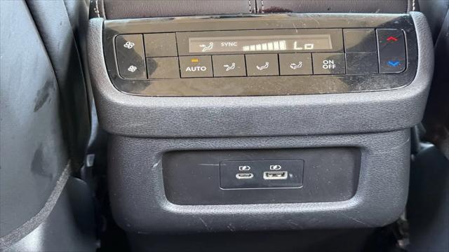 2025 INFINITI QX60 PURE