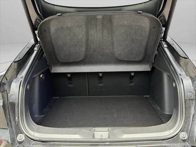 2025 Buick NV Sport Touring FWD