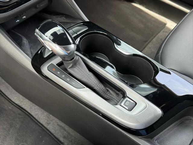 2025 Buick NV Sport Touring FWD