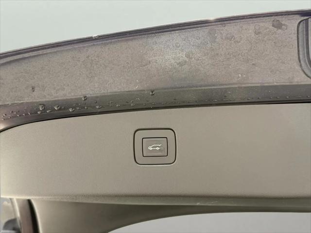 2025 Buick NV Sport Touring FWD