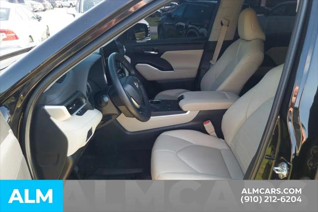 2023 Toyota Highlander L