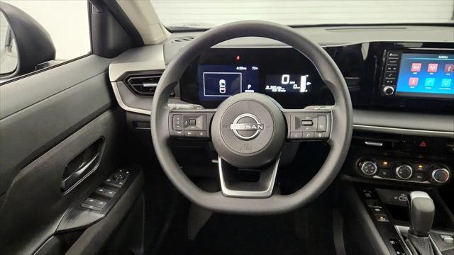 2025 Nissan Kicks S FWD
