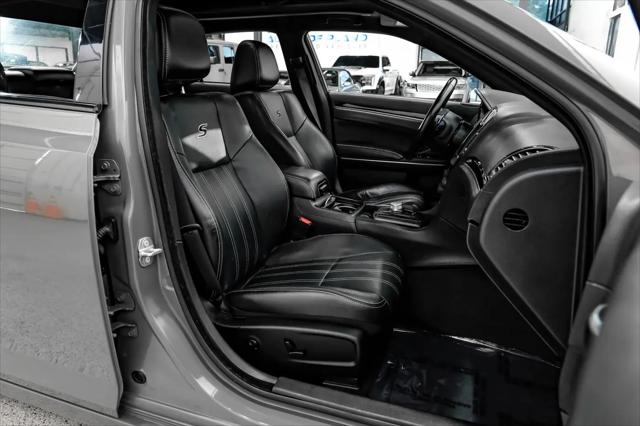 2018 Chrysler 300 300S