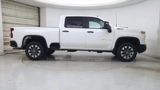 2024 Chevrolet Silverado 2500HD 4WD Crew Cab Standard Bed Custom
