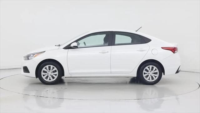 2022 Hyundai Accent SE