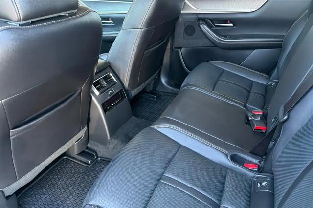 2025 Mazda CX-70 Premium Package