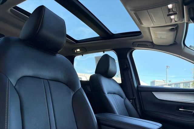 2025 Mazda CX-70 Premium Package
