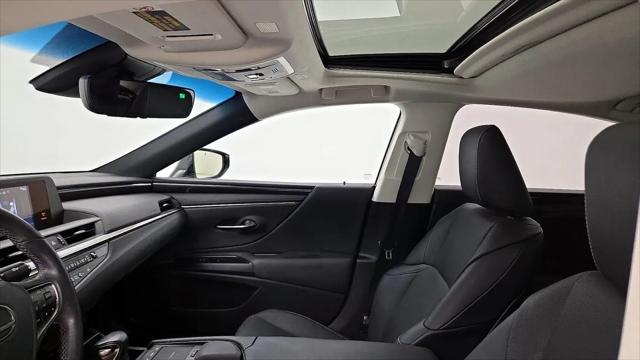2021 Lexus ES 300h ES 300h