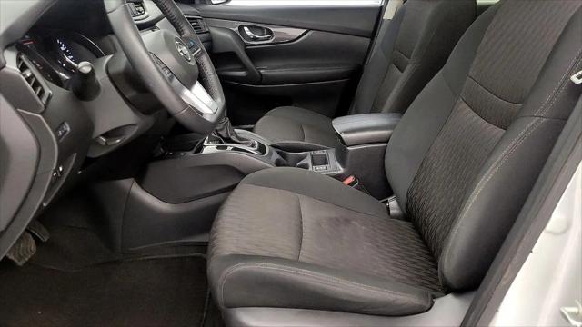 2020 Nissan Rogue SV FWD