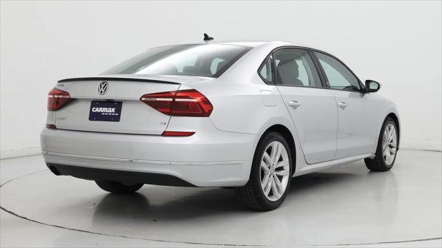 2019 Volkswagen Passat 2.0T Wolfsburg Edition