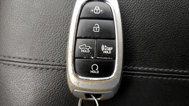 2022 Hyundai Santa Cruz SEL Premium