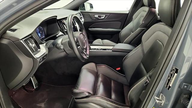 2022 Volvo S60 B5 R-Design