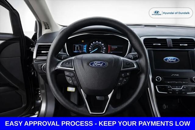 2020 Ford Fusion SE