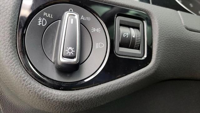 2018 Volkswagen Golf GTI 2.0T SE
