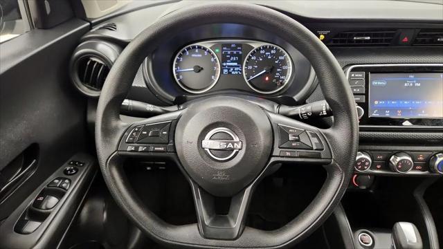 2023 Nissan Kicks S Xtronic CVT