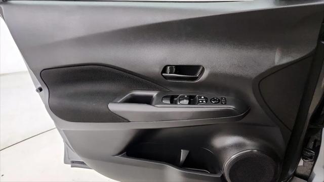 2023 Nissan Kicks S Xtronic CVT