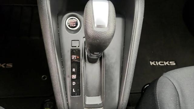 2023 Nissan Kicks S Xtronic CVT