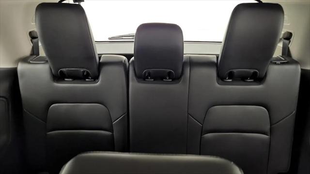 2023 Nissan Pathfinder SL FWD