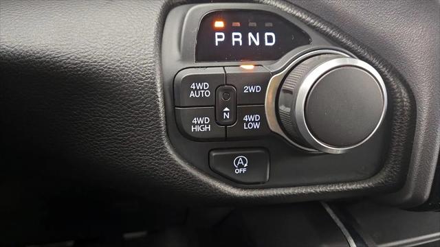 2025 Ram 1500 Big Horn Crew Cab 4x4 6'4" Box
