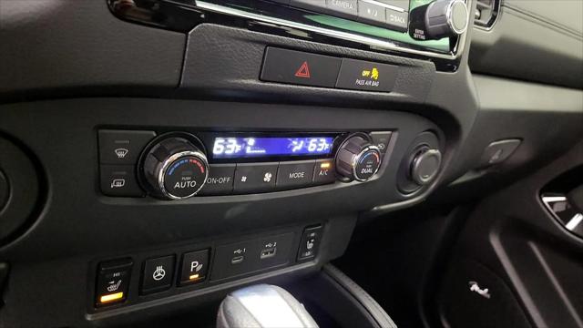 2022 Nissan Frontier Crew Cab PRO-X 4x2