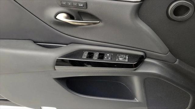 2023 Lexus ES 350 F SPORT Handling