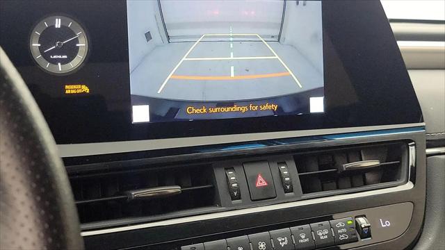 2023 Lexus ES 350 F SPORT Handling