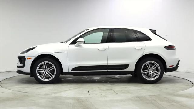 2022 Porsche Macan Macan