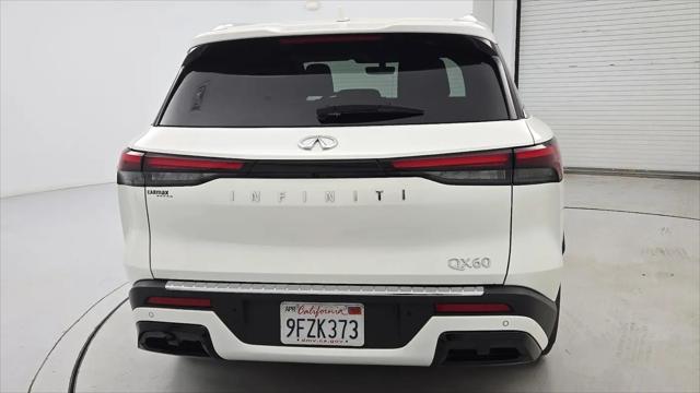 2023 INFINITI QX60 LUXE