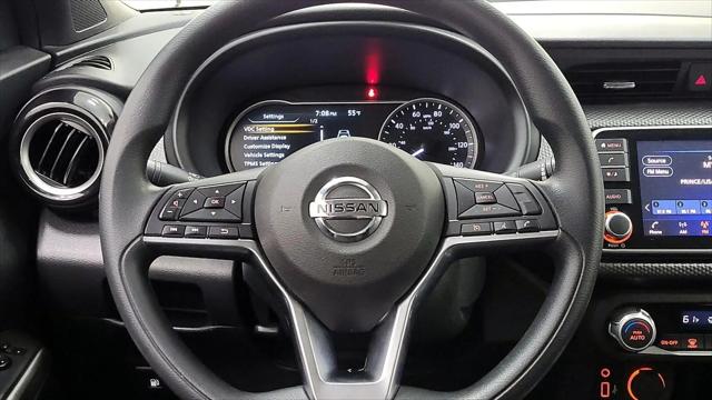 2020 Nissan Kicks SV Xtronic CVT