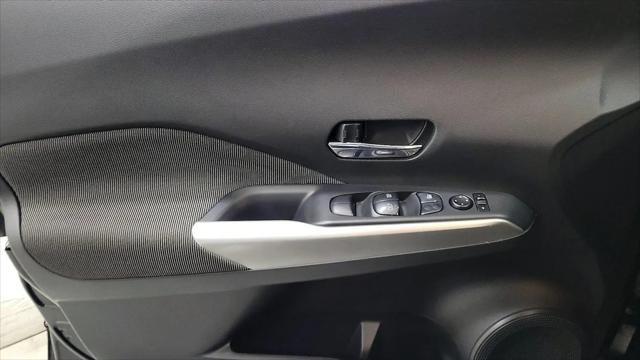 2020 Nissan Kicks SV Xtronic CVT