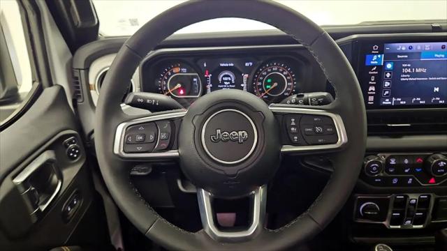 2025 Jeep Wrangler 4-Door Sahara 4x4