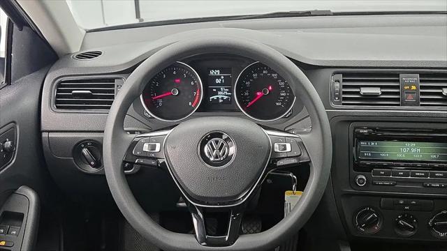 2015 Volkswagen Jetta 2.0L S
