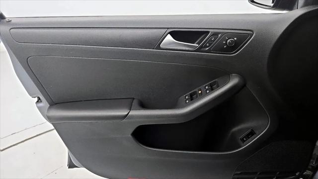 2015 Volkswagen Jetta 2.0L S