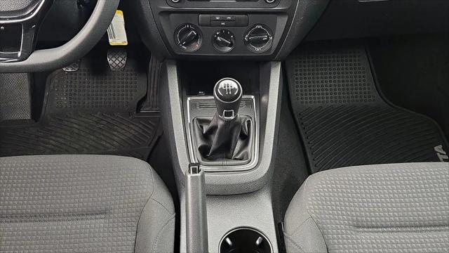 2015 Volkswagen Jetta 2.0L S