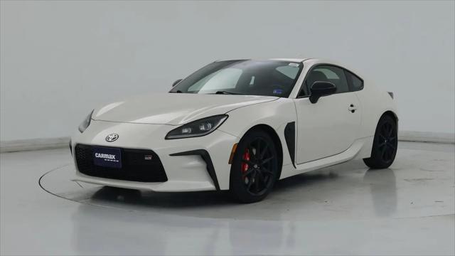 2024 Toyota GR86 Premium