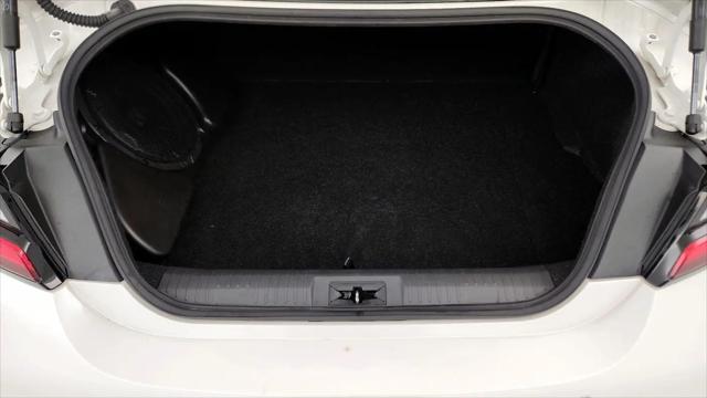 2024 Toyota GR86 Premium