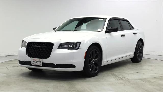 2022 Chrysler 300 Touring