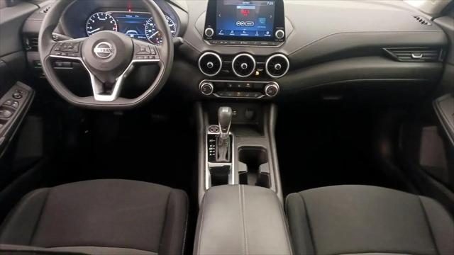 2023 Nissan Sentra SV Xtronic CVT