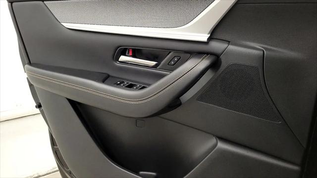 2025 Mazda CX-70 Premium Package