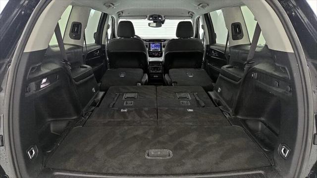 2023 Jeep Grand Cherokee L Laredo 4x4