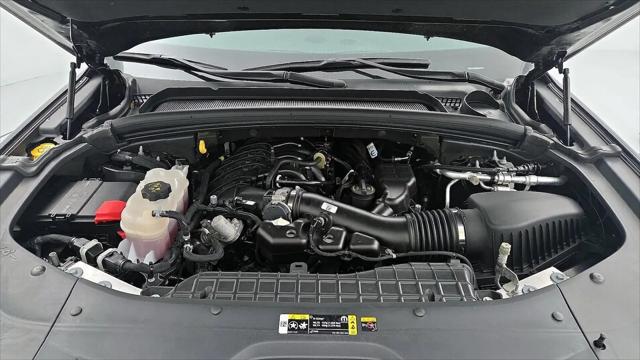 2023 Jeep Grand Cherokee L Laredo 4x4