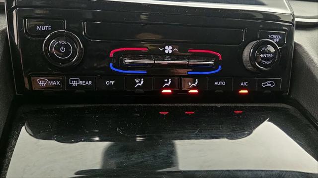 2023 Jeep Grand Cherokee L Laredo 4x4