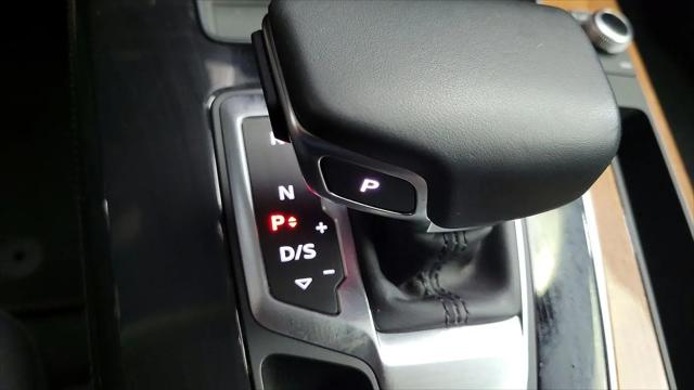 2022 Audi Q5 Prestige 45 TFSI S line quattro S tronic