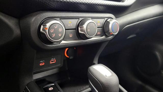 2024 Nissan Kicks SV Xtronic CVT
