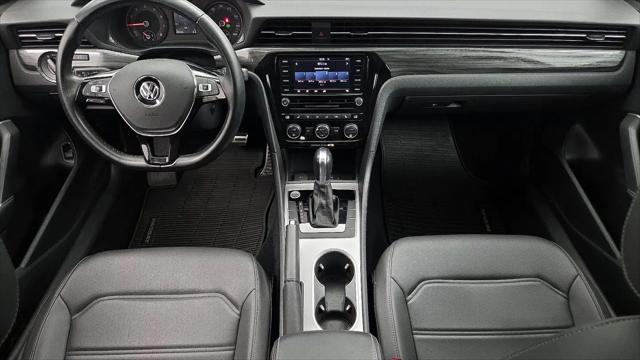 2020 Volkswagen Passat 2.0T R-Line