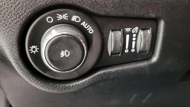 2020 Chrysler Pacifica 35th Anniversary Touring L